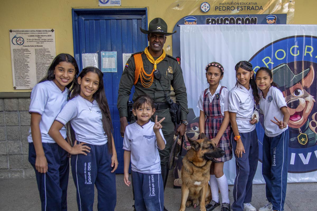 Policia-6
